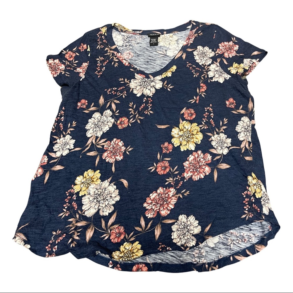 Torrid floral tee